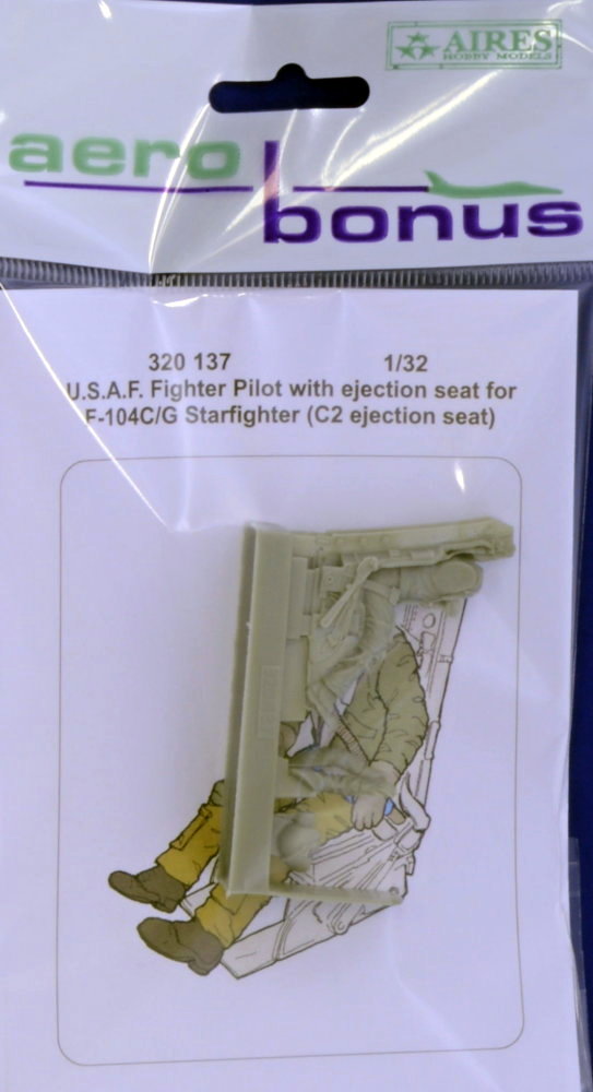 1/32 USAF Fighter Pilot with ej. seat for F-104C/G
