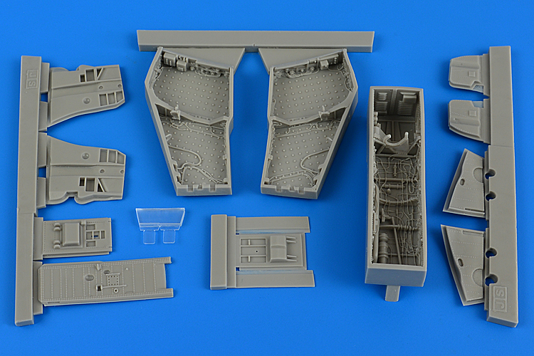 1/48 F-4C/D Phantom II wheel bay w/ covers (ACAD)