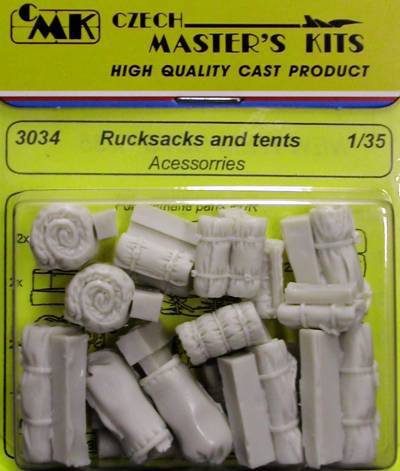 1/35 Rucksacks and tents