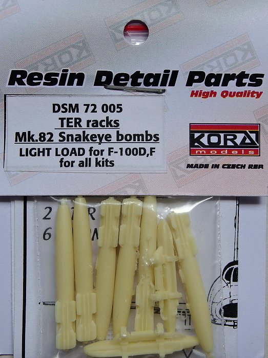 1/72 TER racks Mk.82 Snakeye bombs (F-100D,F)