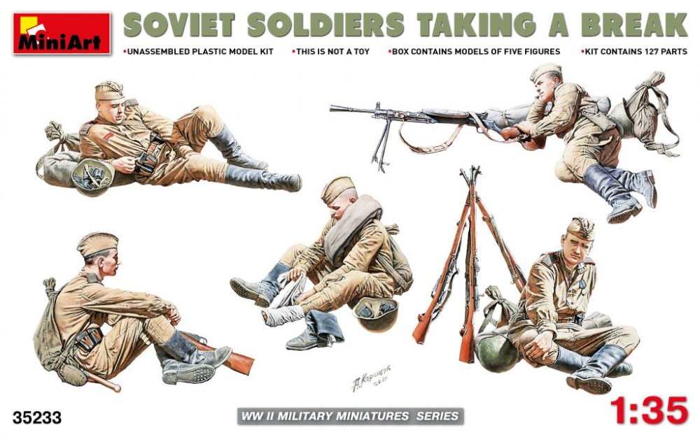 1/35 Soviet Soldiers Taking a Break (5 fig.)